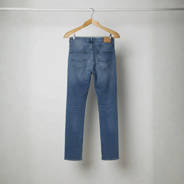 AE 19 Jean