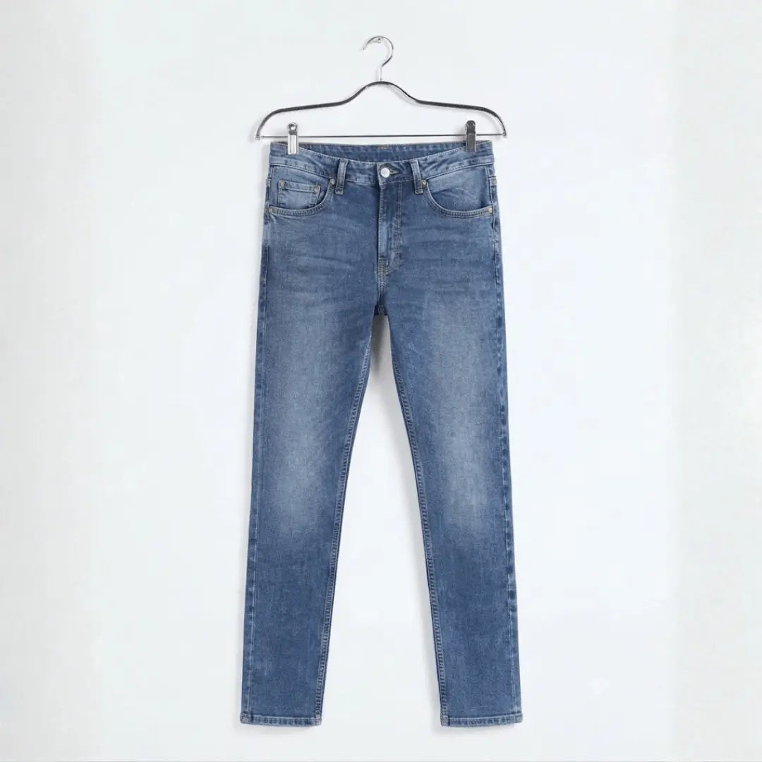 Flying Machine Mankle Relax Tapered Fit Stone Wash Jeans